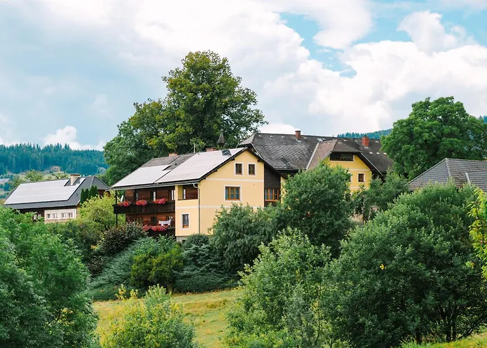 Urlaub Am Zechnerhof Апартаменты *